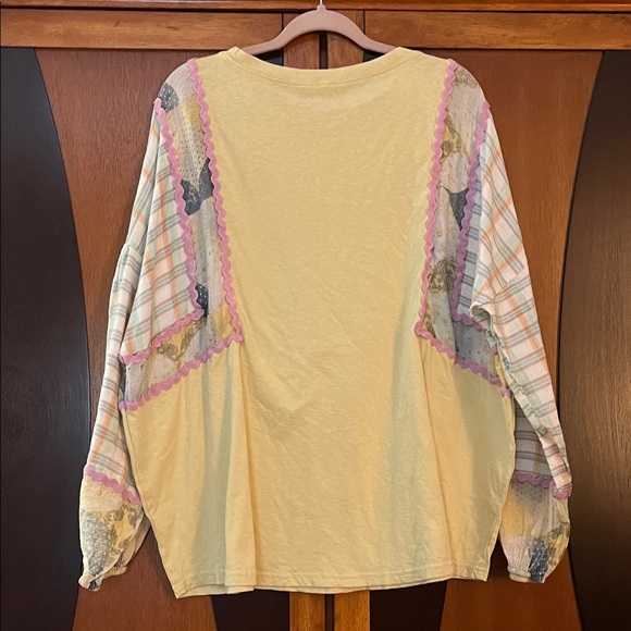 NWTEasel Yellow Panel Top w/Pieced Plaid & Floral Fabric Sleeves w/Pink Rickrack - Picture 13 of 16